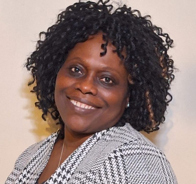 Toyin Okikiolu Bio Picture 2 768x719